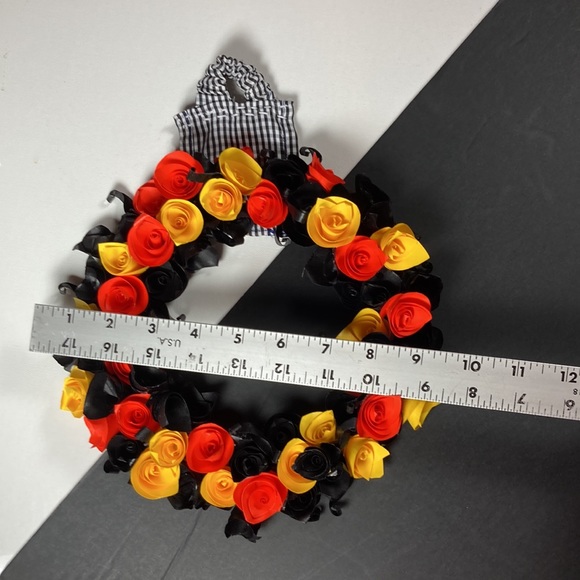 Paper Roses, October 10” Wreath, Handmade - Picture 2 of 4